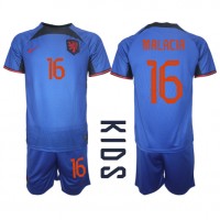 Nederland Tyrell Malacia #16 Fotballklær Bortedraktsett Barn VM 2022 Kortermet (+ korte bukser)